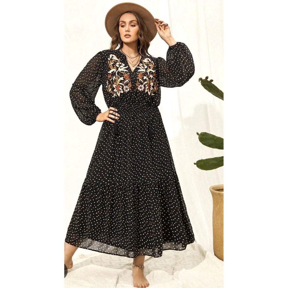 Rusttydustty Floral Embroidered Boho Smocked Tiered Maxi Dress Women's Size XL